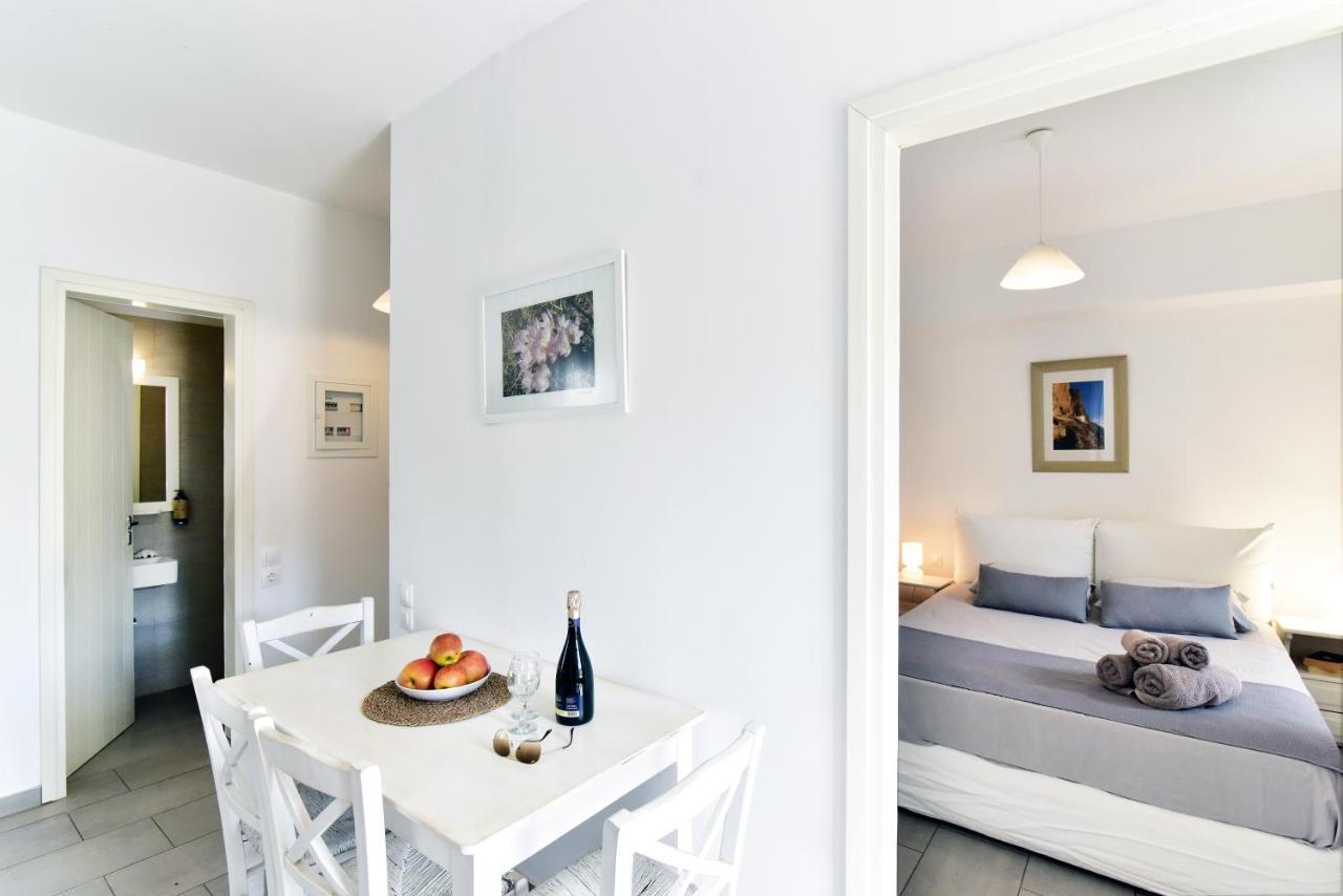Thomas Apartments In Katapola Amorgo Esterno foto